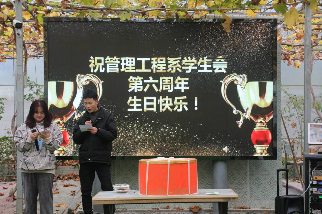 微软(MSFT.US)AI变现引擎全开!Q4完美业绩引发股价飞涨,华尔街称增长潜力被低估